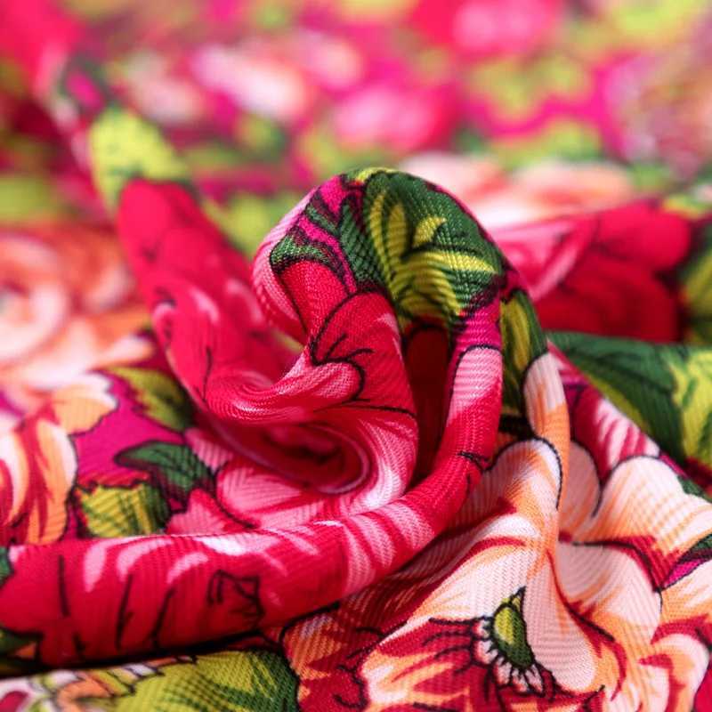9090cm Knot Tassel Russian Style Floral Print Square Scarf Women Traditional UKrainian Polish Shawl Babushka Bandana Head Wraps J251118
