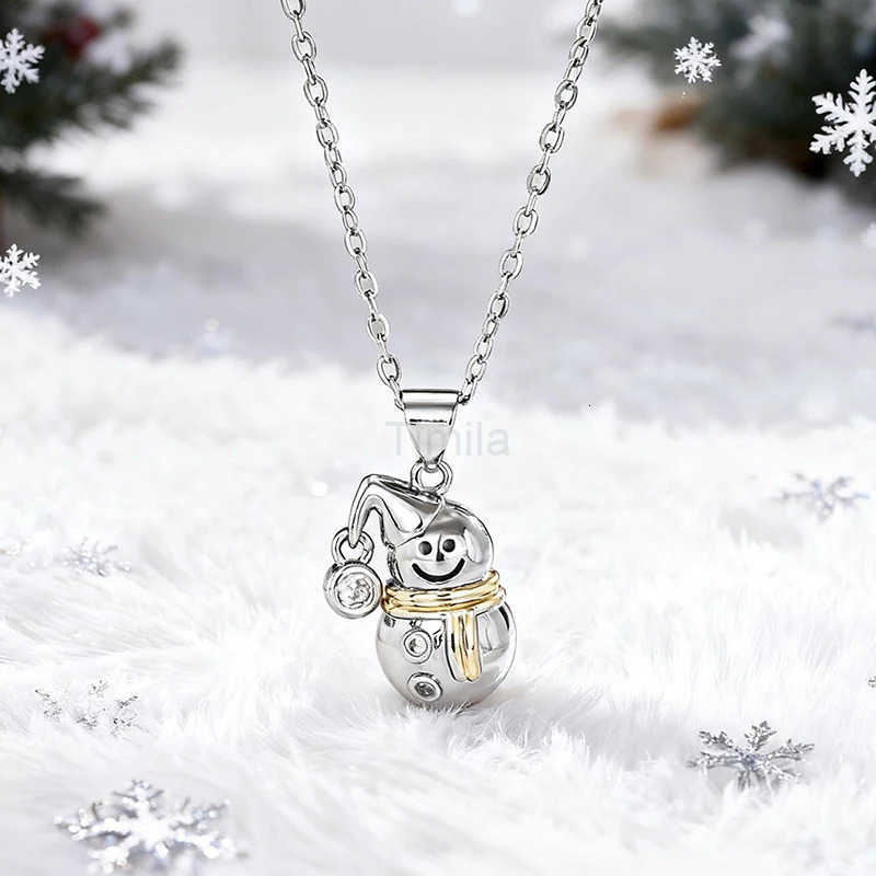 Huitan Cute Snowman Pendant Necklace for Women Silver Color Fancy Yellow Scarf Christmas Accessories Statement Jewelry Drop Ship U251022