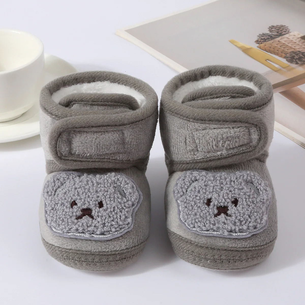 Cute Bear Baby Shoes Cartoon Soft Soled Snow Boots for Infant Boy Girl Autumn Winter Warm Thicken Plush Kids First Walkers 018M 251022
