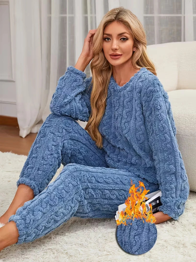 TwoPiece Autumn and Winter Pajama Set with Fleece Lining Thick Coral Velvet Home Wear Fashionable Warm LongSleeve Pants Sets 251022