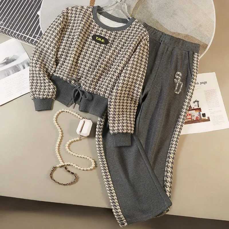 Womens 2025 Autumn and Winter New Style Pullover Round Neck Print Fashionable Casual Wideleg Twopiece SuitT251022