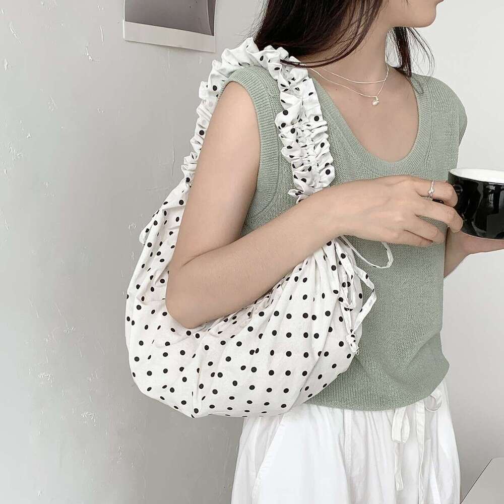 Korean Style Lazy Wave Dot For Women, Pleated New Versatile Commuter Shoulder Bag, Nylon Crossbody Dumpling Bag B5