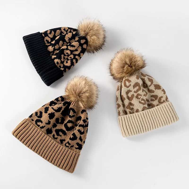 Leopard print curled edge wool ball knitted hat for womens outdoor warmth thickened autumn and winter mens woolen hat J251022