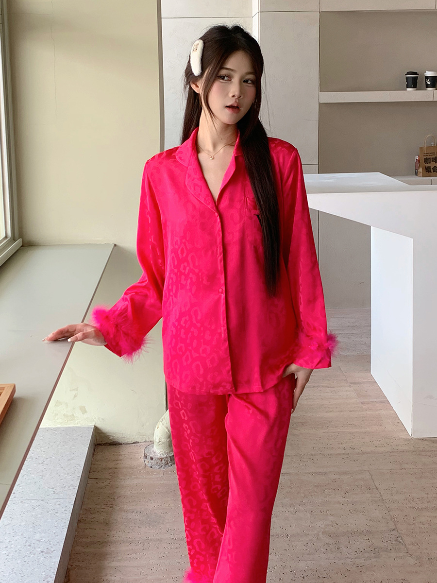 Women's Comfortable Soft Leopard Pajama Ice Silk Long Sleeve Breathable Suit Pajama Jeans 2 Piece Wear French Luxury Silk Household Clothes Autum