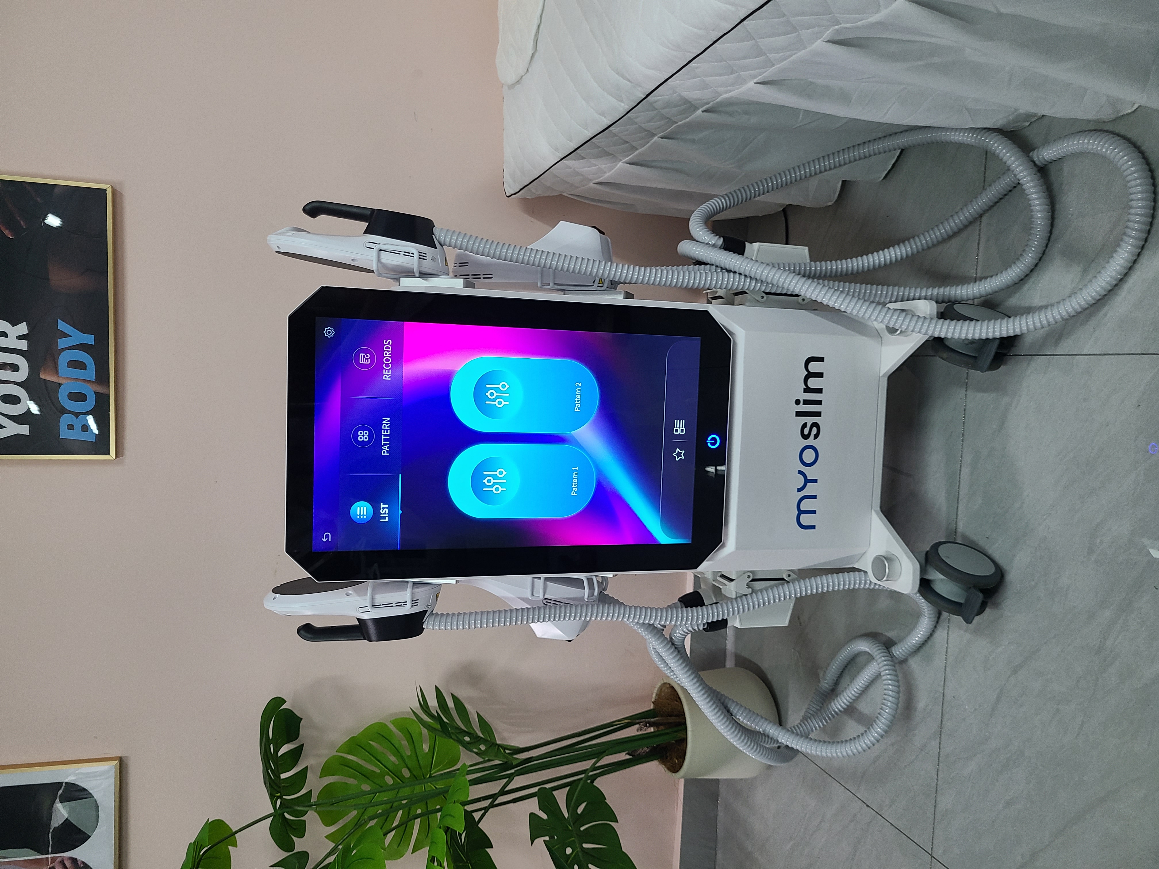 Professional EMS Body Slimming Machine With HI-emt Technology 6500W 15 Tesla 200HZ MYOSLIM For Fat Reduction Build Abs and Tighten Skin