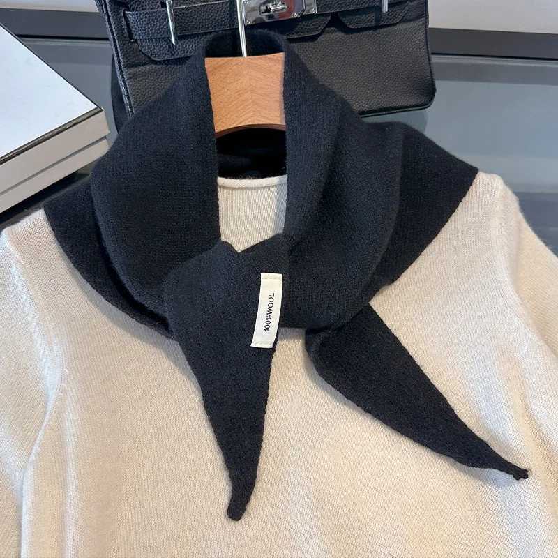 100 Wool Korean Style Knitted Triangular Scarf Women Winter Warm Headscarf Shawl Multifunctional Neckerchief J251118