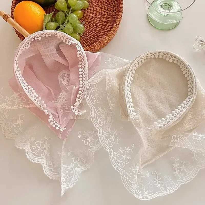 Fashion Retro Flower Lace Triangle Scarf Hair Band White Bandana Turban Headband For Women girl Headwarp Hair Accessories V251022