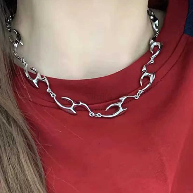 Korean Hip Hop Punk Silver Color Thorny Choker Necklace for Women Men Rock Metal Retro Irregular Flame Shape Necklaces Jewelry U251022