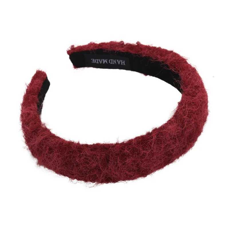 Red New Year Headbands AutumnWinter Retro Woolen Knitting Hair Band for Woman Girls Temperament Hair Hoop Christmas Accessories V251022