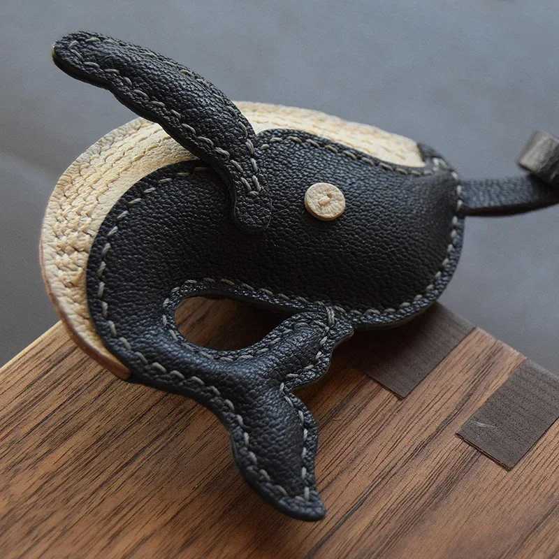 Handmade leather bag charms whale bag pendants leather car keychain pendants doll small decorations birthday gifts J251121