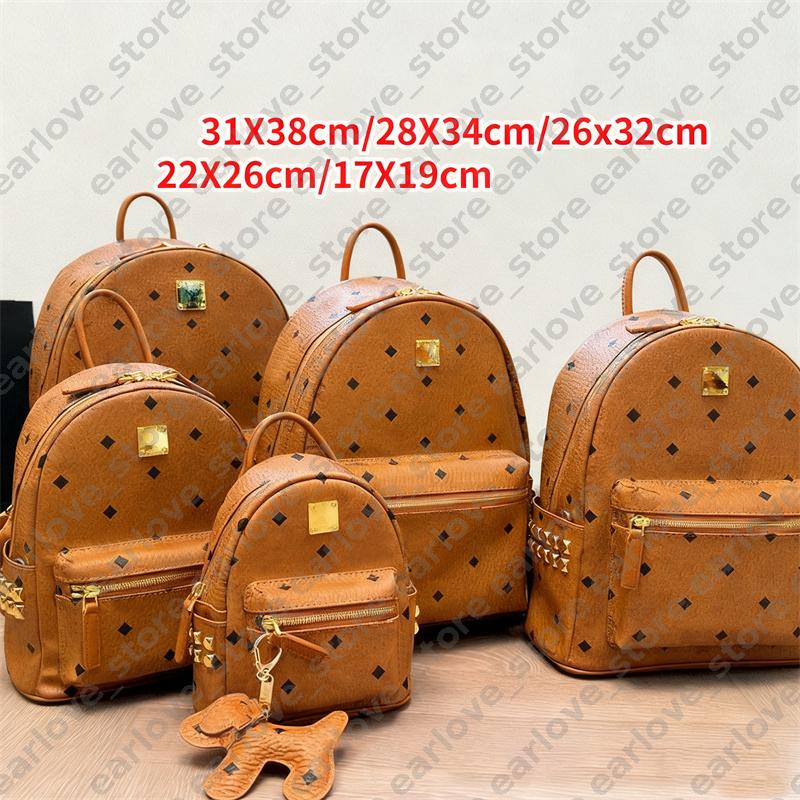Leather Backpack For Man Designer Woman Luxury Large Capacity Duffle Travelling Bookbags Women Designers School Bag Outdoor Computer Back Packs