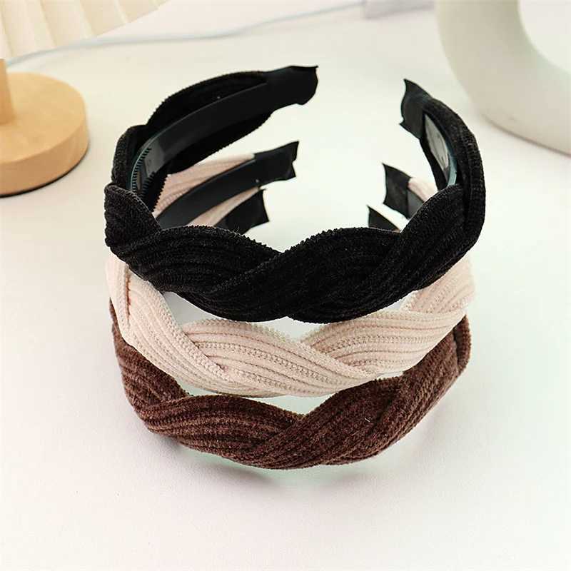 New Simple Wide Side Edge Fabric Hair Band Women Fashion Korean Retro Braided Headband Solid Knot Hoop Girls Hair Accessories V251022