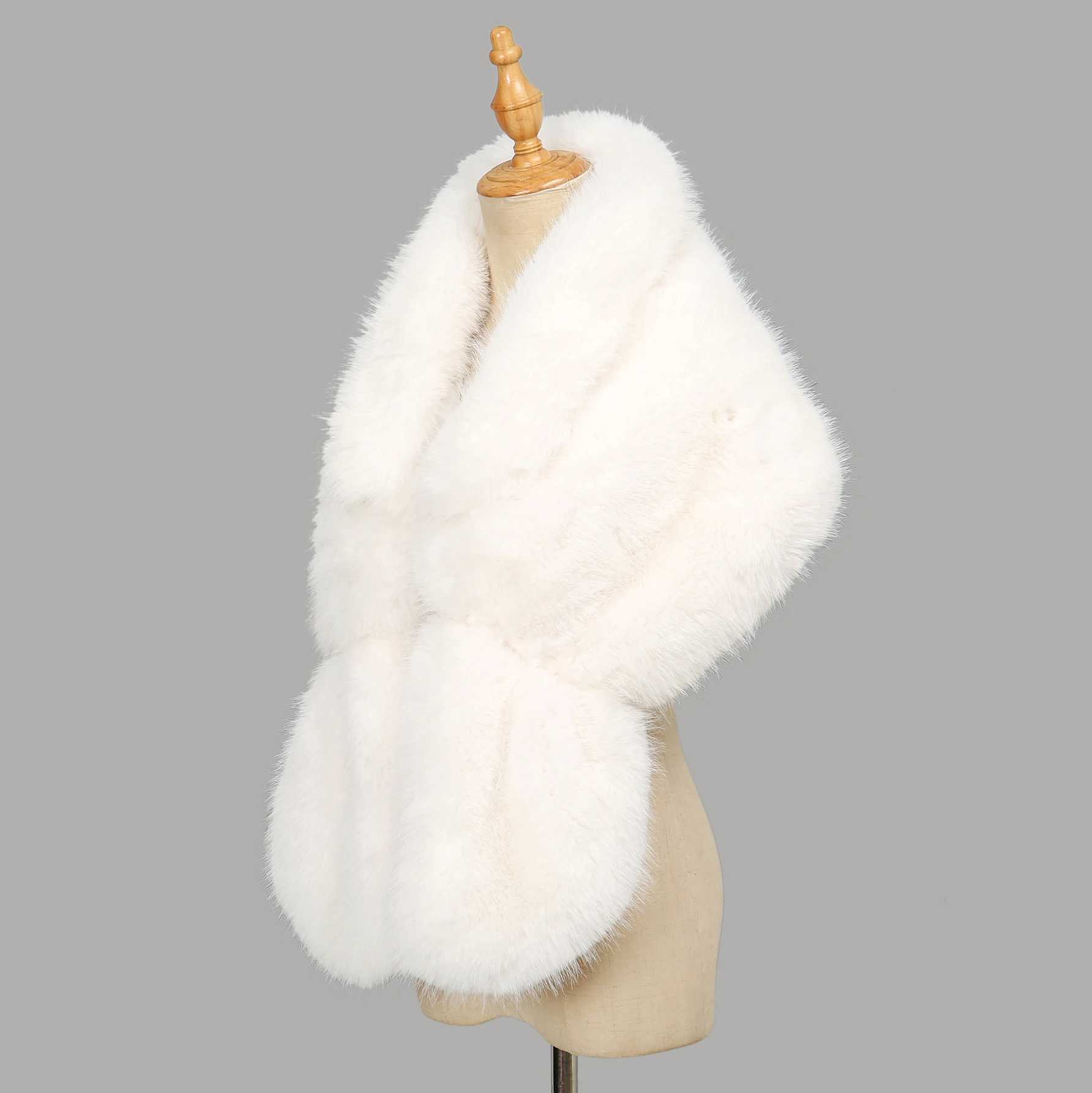 New Winter Lady Natural Luxury Real Fox Fur Scarf Shawl Full Pelt Warm Soft 100 Genuine Fur Scarves Women Real Fur Muffler 145 J251129