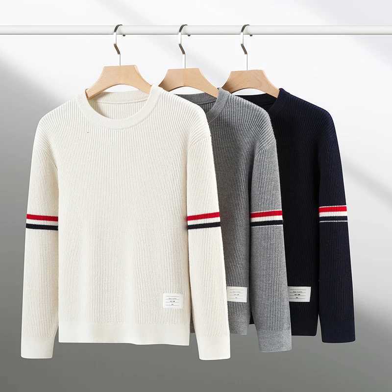 Mens Exquisite Craft Oneck Sweater Autumn Winter Luxury Brand New 3bar Korean Trend Thick Printing Pullover Knitwear MenswearXJ251022