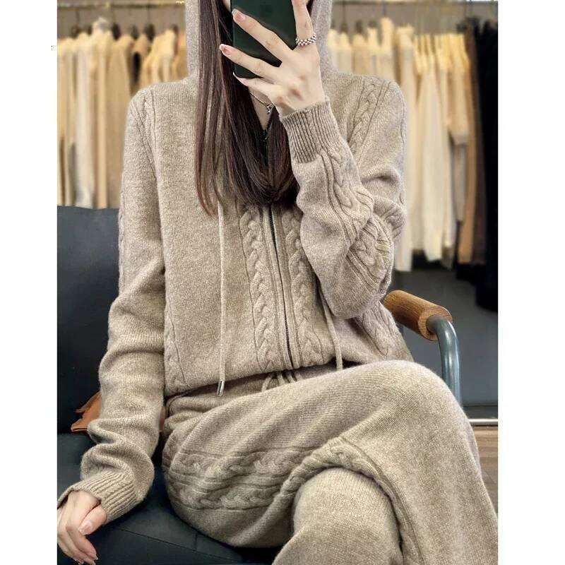 Women's Pure Cashmere Hooded Cardigan 2-Piece Set With Twisted Flower Design Loose Sweater And Wide-Leg Pants Wool Blend 251022