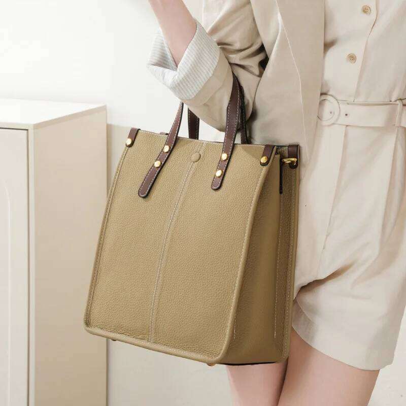New Trendy Genuine Leather Women's Vertical Shoulder Cowhide Fashion Commuter Tote Briefcase Large Capacity Shopping Bag Mdng251022