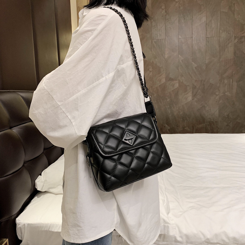 Luxury Brand Designer Bag High-Quality Niche Handbag For Women 2025 New Autumn Winter Chain Bag Single Shoulder Crossbody Bag Versatile Fashion For La