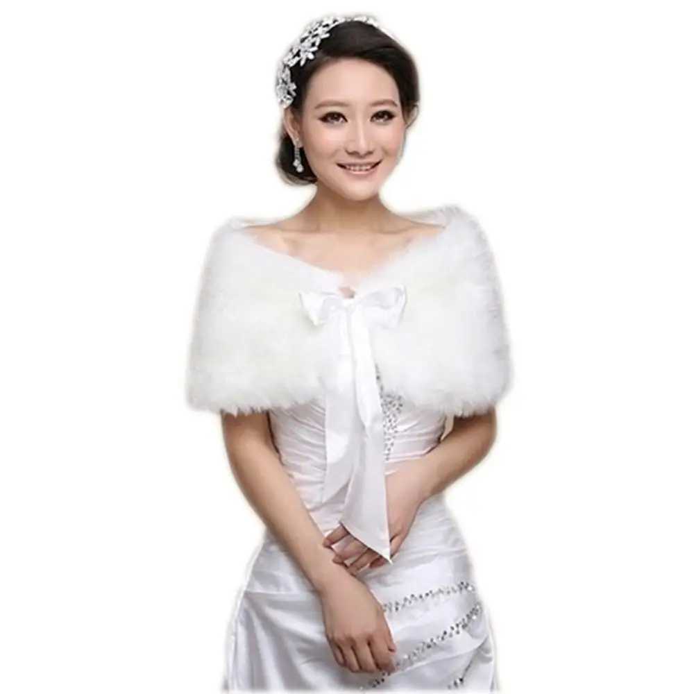 Winter Cape White Fur Shawl Wedding Accessories Elegant Bridal Wrap Women Wedding Jackets Soft Cape Imitation Fur J251118