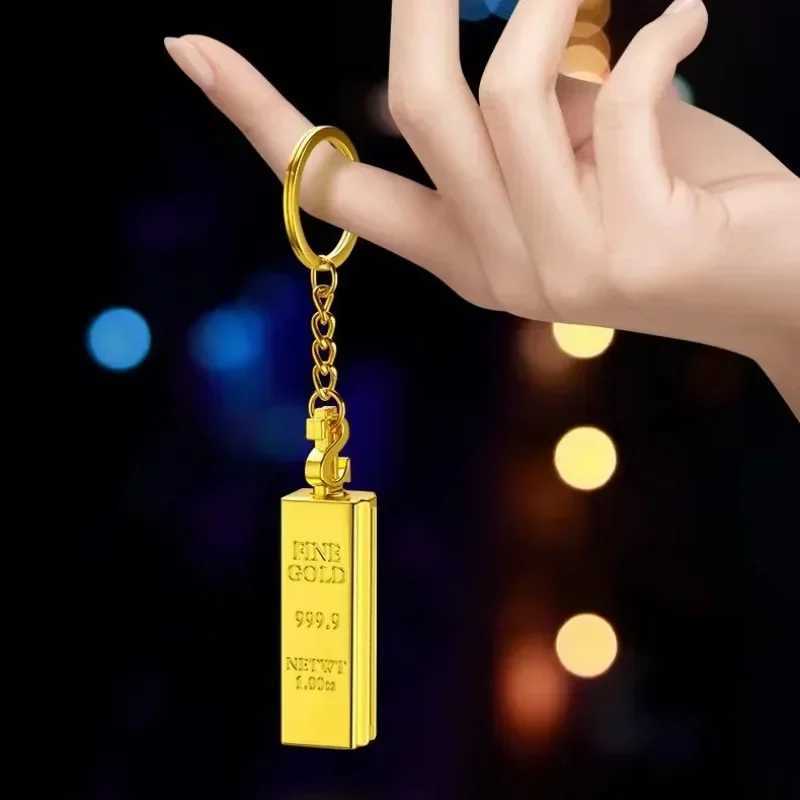 10000 Matches Key Chain Kerosene Torch Lighter Multifunction Portable Waterproof Cigarette Lighters Smoking Accessories Gadgets C251022