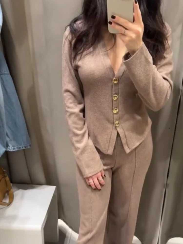 Elegant Knitted Vneck Shirt Pants Women Suit Slim Full Sleeve Button Cardigan Straight Trouser 2025 Autumn Winter Lady Suit NewT251022