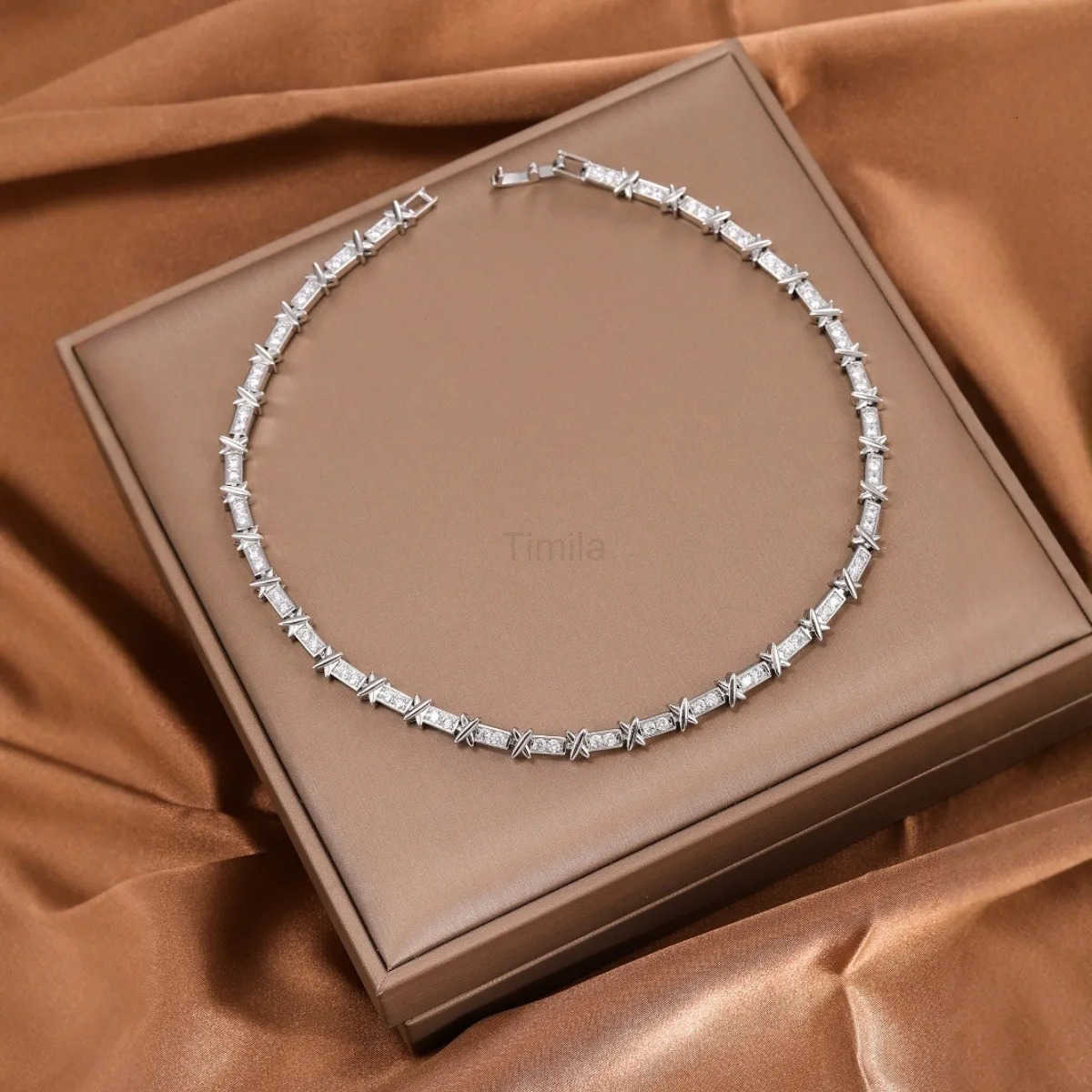 1Pc Womens Copper Inlaid Zircon HighEnd Luxury Necklace HighEnd Fashion Simple Series Suitable For Banquets And Parties U251022