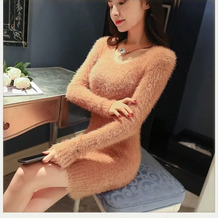 Womens MidLength Knitted Sweater VNeck Full Sleeve Faux Fur Base Layer Loose Fit Autumn Winter Style Korean Version 251016
