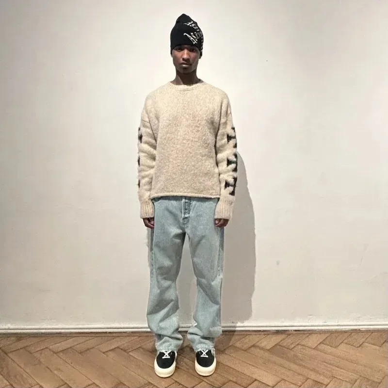 2025 Y2K Harajuku Gothic street men sweater fashion couple casual oversized pullover Retro punk hip hop warm crewnecksweater 251020