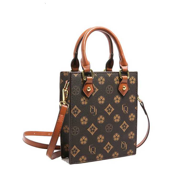 Designer bag 2025 Vintage Print Tote Bag Shoder Purse for Wen Classic Crossbody Tote Timeless DaytoNight Bag Elegant Sling Bag Y251101