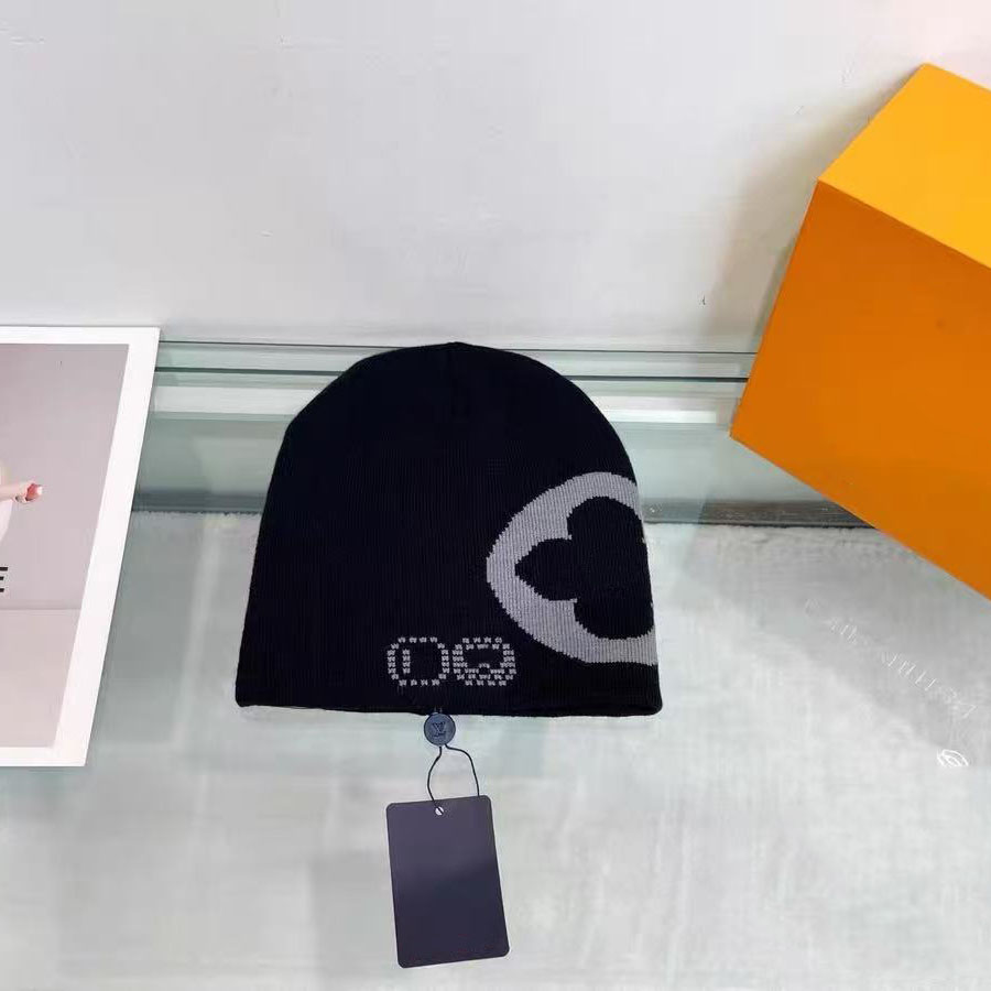 Designer beanie for women hat With Thick winter knitted letter new model hats warm casual classic simple Fashion styles wool solid winter