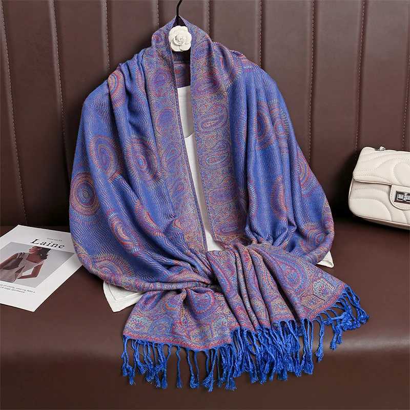 Women Paisley Scarf Cashmere Feeling Shawls Tassel Hijab Head Wraps Femme Winter Scarves Foulard Bufanda 2024 J251118