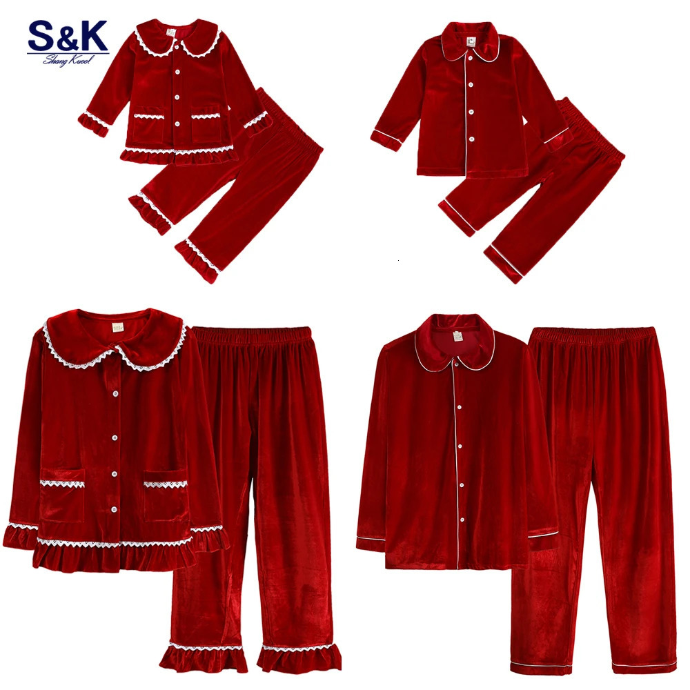 2025 Kids Pajamas Sets Christmas Costume Family Match Suit Custom Red Velvet Overalls Boy Girl Robes Dress Suit Xmas Clothes 251021