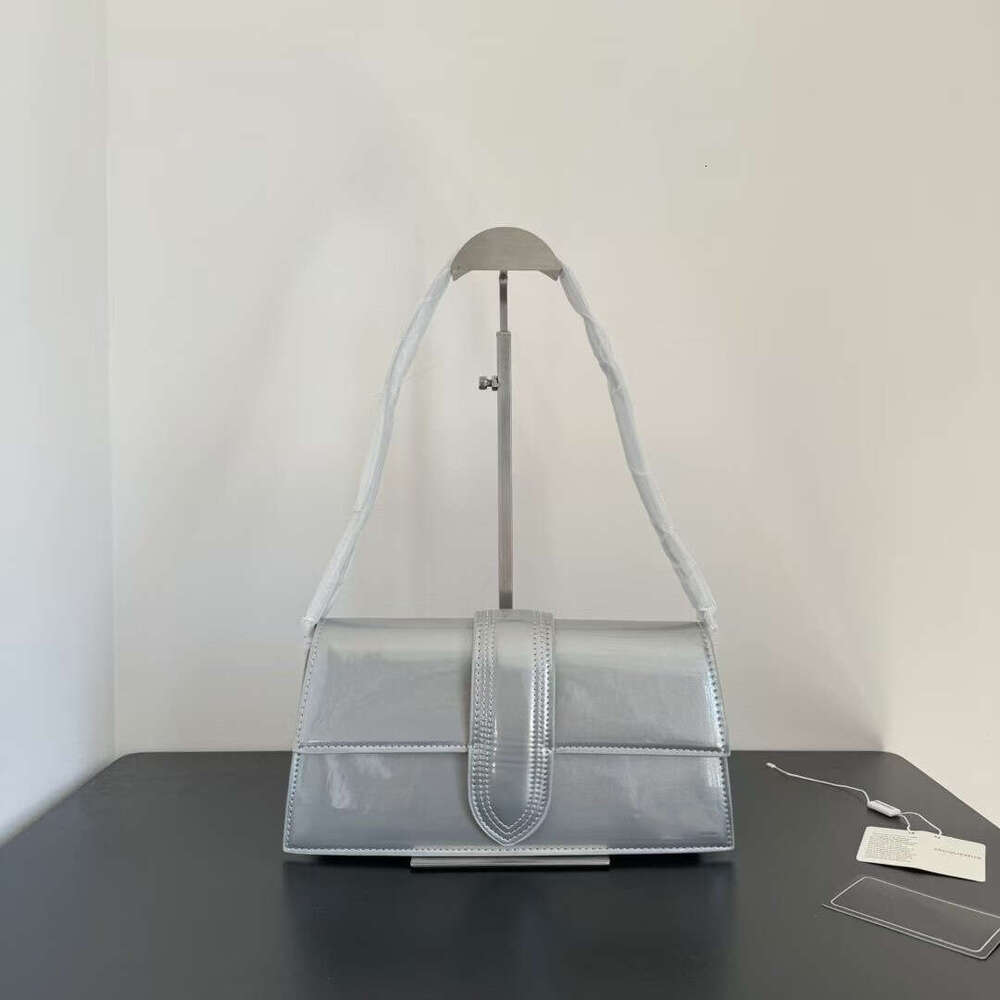 INS New Handheld Shoulder Jacquard French Niche Blogger Same Style Mirror Flap Crossbody Small Square Bag