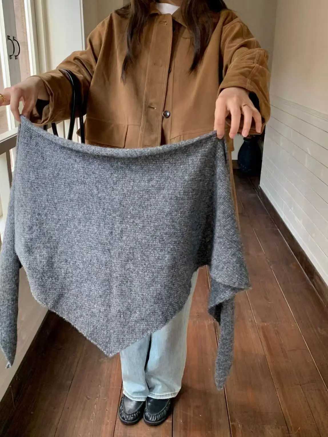 Korean Solid Color Winter Soft Waxy Knitted Triangular Scarf Large Version Shawl Autumn and Winter New Outer Vest Women Scarf J251118