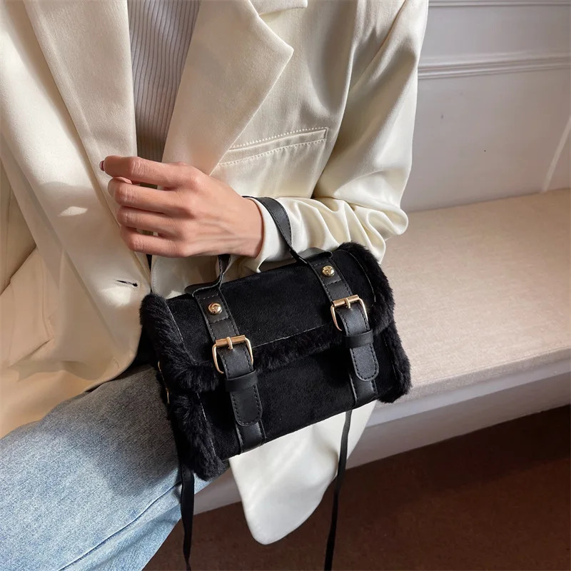 Winter Crossbody Bags for Women Shoulder Bag Lamb Plush Velvet Lady Small Square Handbag French Korea Style 251018