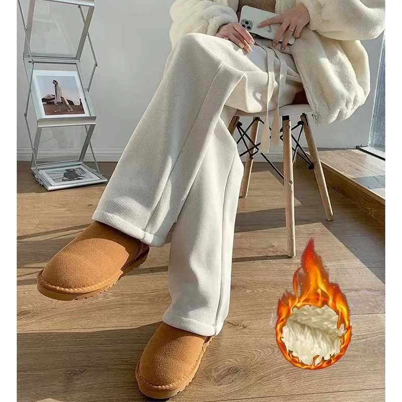 Winter Female Classic Designer Pants Girls Fleece Thermal High Waist Pants Lady Korean Snow Warm Straight Leg Plush TrousersT251022