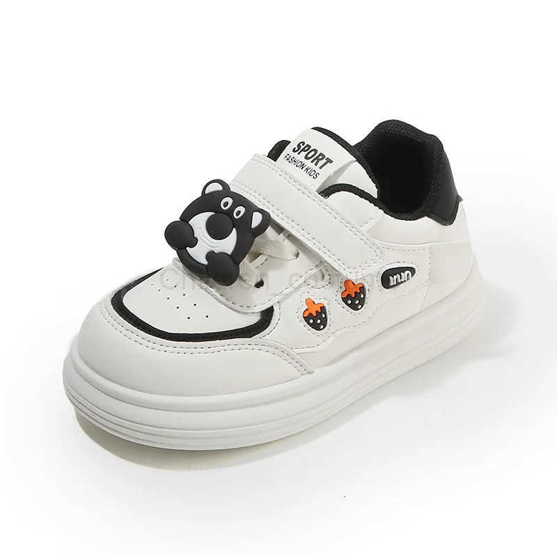 Disney Childrens sports shoes 2025 spring edition boys casual board shoes cartoon girls bread shoes soft soled baby white shoes H251022