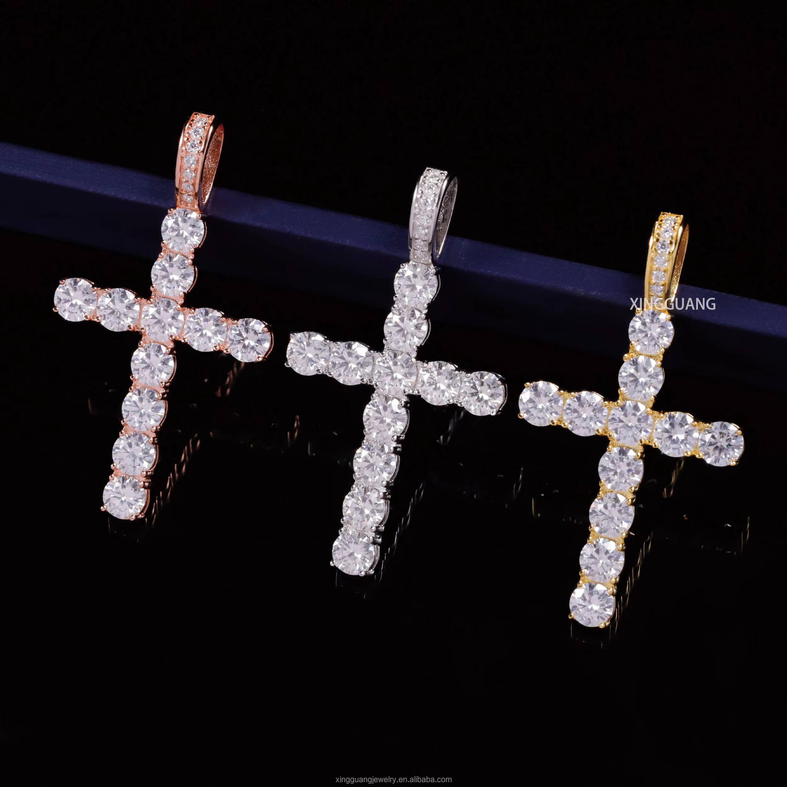 Hot Sale hip hop 2mm 3mm 4mm 5mm Cross Pendant for Necklace S925 Sterling Silver Pendant for men VVS Moissanite Cross Pendant