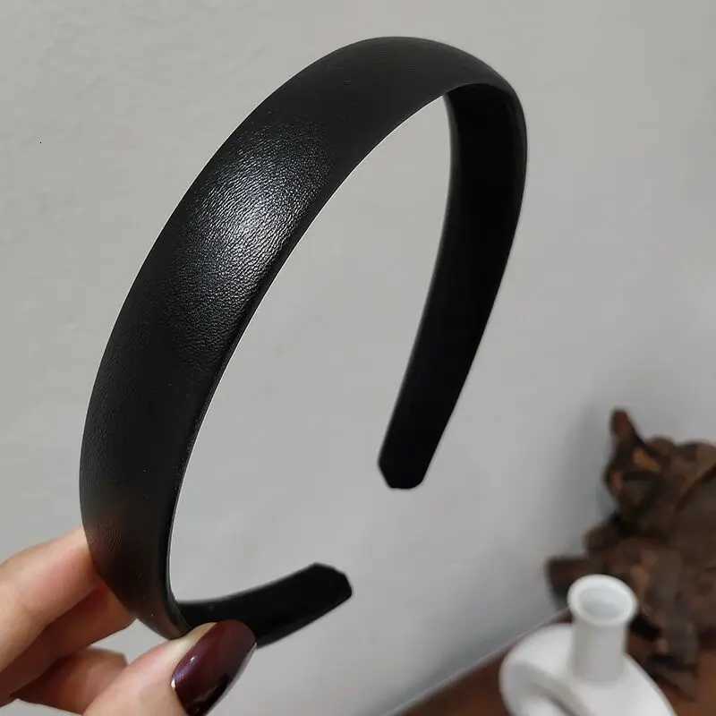 Ruoshui Vintage Pu Leather Hairband Solid Bezel Korean Style Headband Head Hoop Girls Nonslip Turban Fashion Hair Accessories V251022