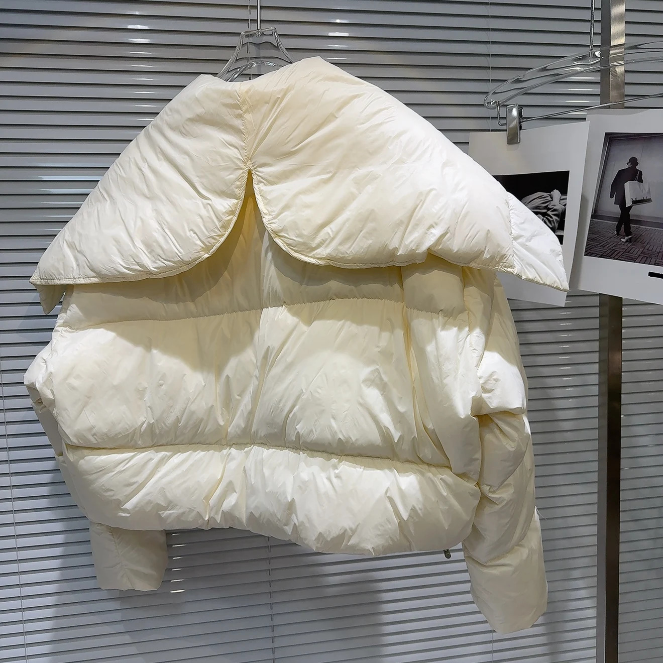 Winter Warm Short Big Lapel Collar Shawl Down Jacket Women White Duck Cotton Jackets Female Pocket Zipper Parker Outwears 251017