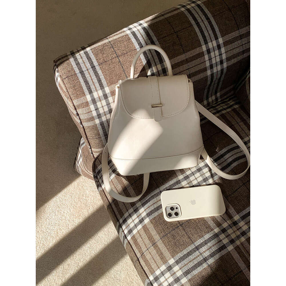 Women's Flap Niche Design College Student Bag PU Leather Versatile Daily Small Backpack Commuting Women B5