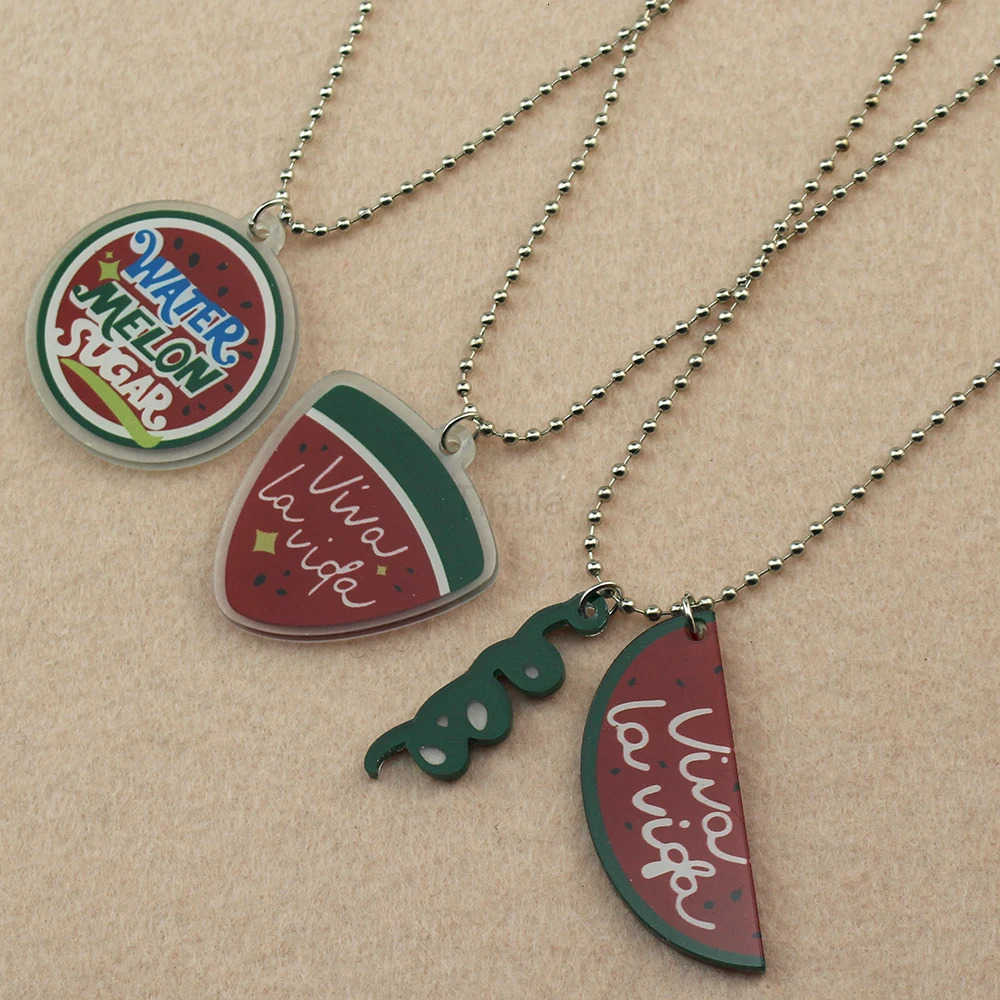 Shining Watermelon Necklace Korean Ryeo Un Choker Woman Fashion Long Live Life Cartoon Chain Alloy Cosplay Collier Friends Gift U251022