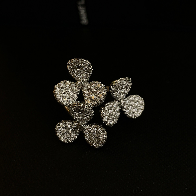 Designer ring Full Diamond butterfly Zircon Clover Flower Ring for Women Light Luxury Fashionable Adjustable Opening free shipping Valentine's Da