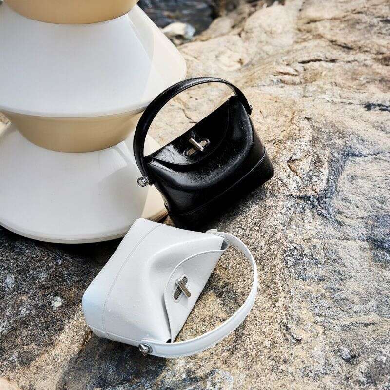 Head Layer Handbag Bucket Bag, Spring New, Light High-end Leather Women's Bags