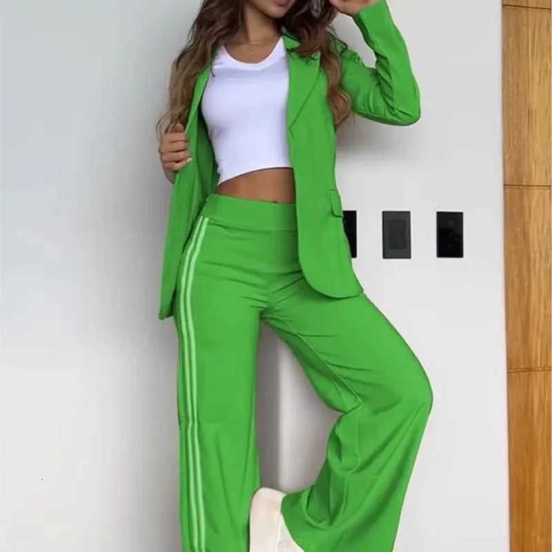 Elegant Office Lady Set Fashion Khaki Lapel No Buckle Blazer Striped Side Split Straight Trousers Two Piece Set 2025 Autumn NewT251022