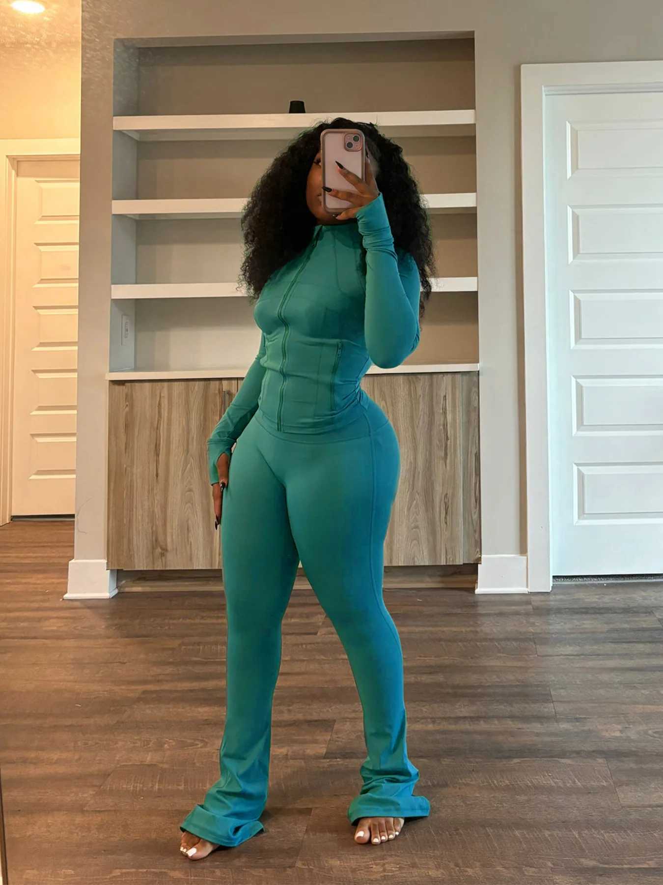 Fall Women Sport Loungewear Sexy Tight Long Sleeve Flared Pants Two Piece Set Active Gym 2 Piece Matching Sets Tracksuit OutfitsT251022