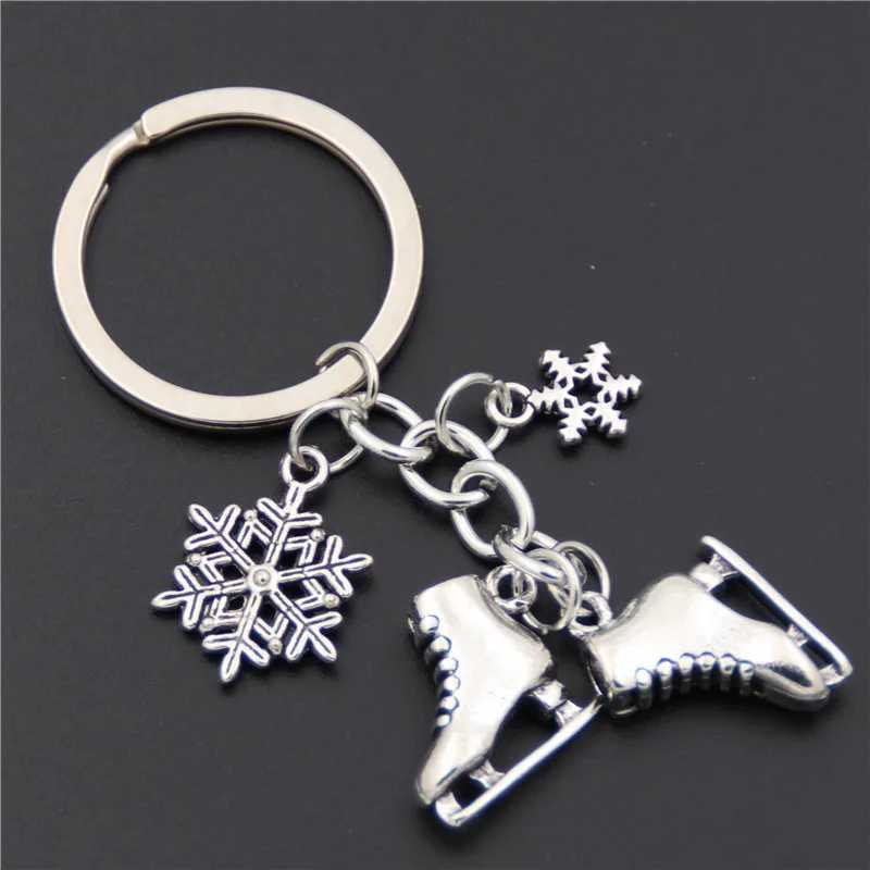 1pc Silver Color Skates Snowflake Pendant Key Ring Skating Key Chain Keychain Jewelry For Winter Gift J251121