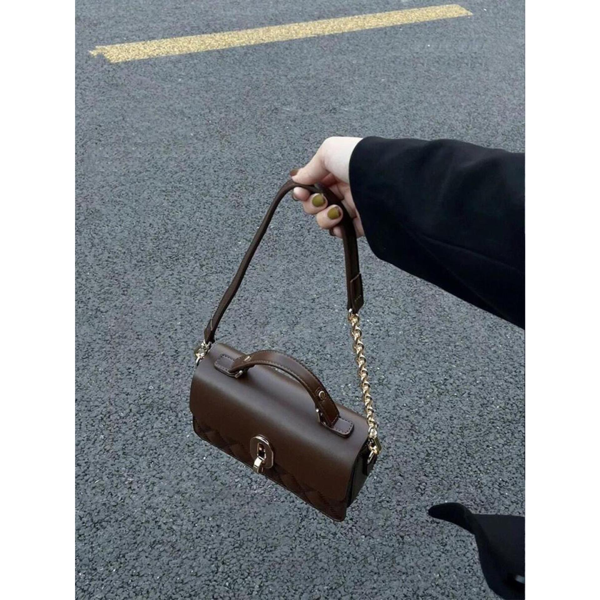 Luxury Brand Designer Bag High-End Luxury Niche Coffee Color Handbag Women's 2024 New Style Small Chain Shoulder Crossbody Bag Summer