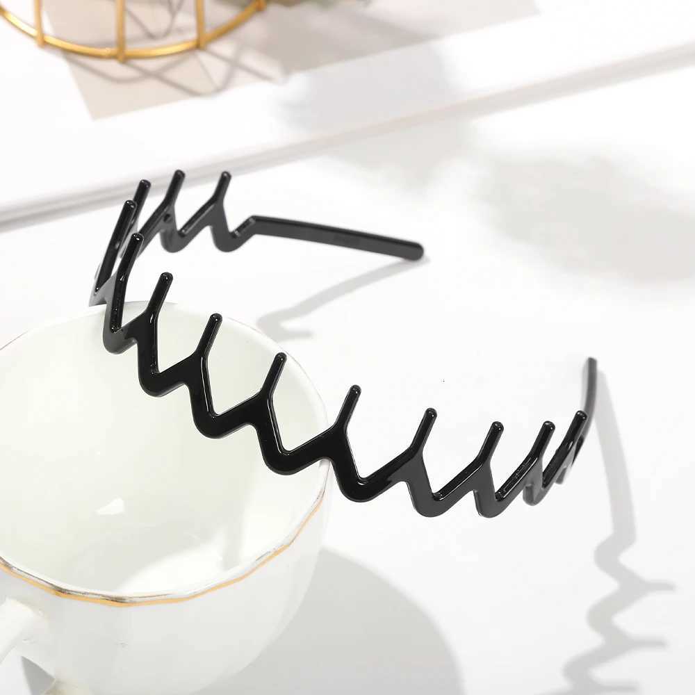 Curved Wavy Headband Black Toothed Nonslip Hair Hoops Hair Band Women Wash Face Hair Accessories Korean Bezel Head Hoops Band V251022