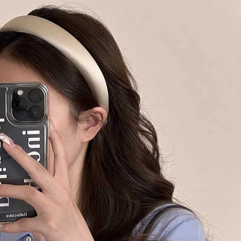 Shiny Satin Fabric Headband Wide Cross Hairbands Daily Headwear Sweet Simple Headbands Women Hair Accessories V251022