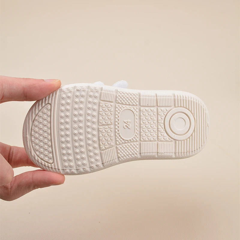 Arrival Unisex Daily Outdoor Nonslip Lightweight Comfortable White Sneakers Toddlers First Walking Shoes EK9S101220 251022